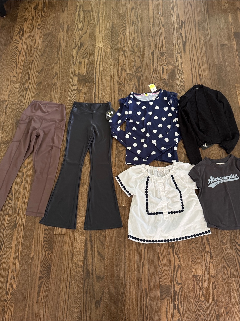 Girls bundle 2 pants 4 tops size s-large